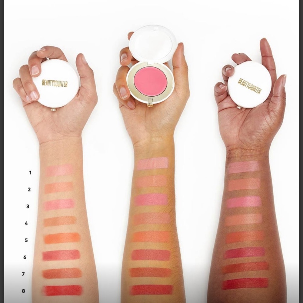 Beautycounter Coral Blush Compact - Picture 2 of 7